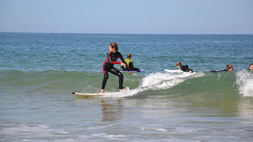 Ecole de surf à Hourtin : cours de surf pour apprendre le surf à Hourtin Plage