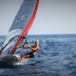 Cours de planche à voile sur le lac d'hourtin