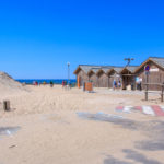 Accès à la plage centrale d'Hourtin depuis le parking