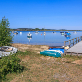 Ponton à Piqueyrot sur le lac d'Hourtin dans le Médoc