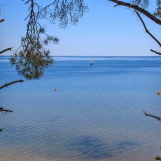 Vue sur le lac à Contaut Piqueyrot